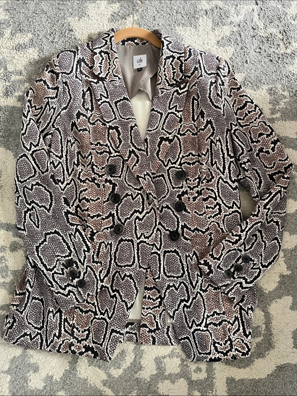 Cabi Python Blazer - Picture 2 of 12